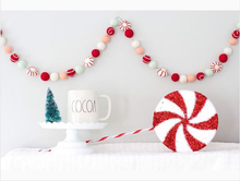 Load image into Gallery viewer, Pinwheel Garland
